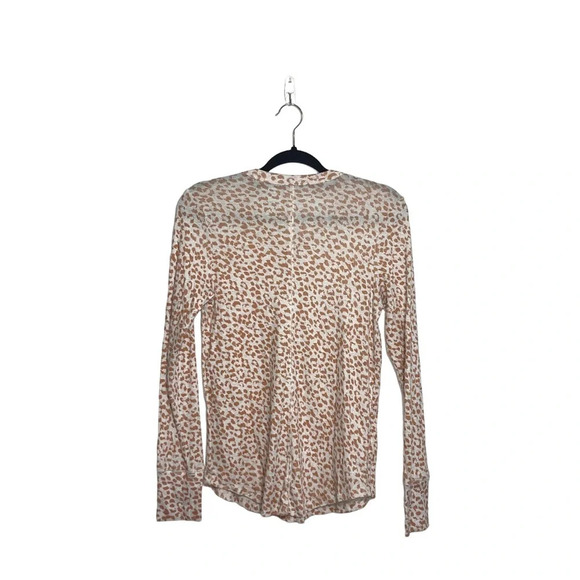 aerie Henley Tee White & Peach Leopard Animal Print Rib Lounge Medium Women’s - Picture 5 of 10